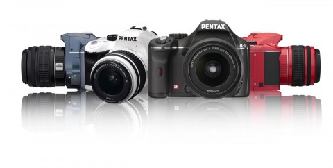 Pentax K-x in mehreren Farben